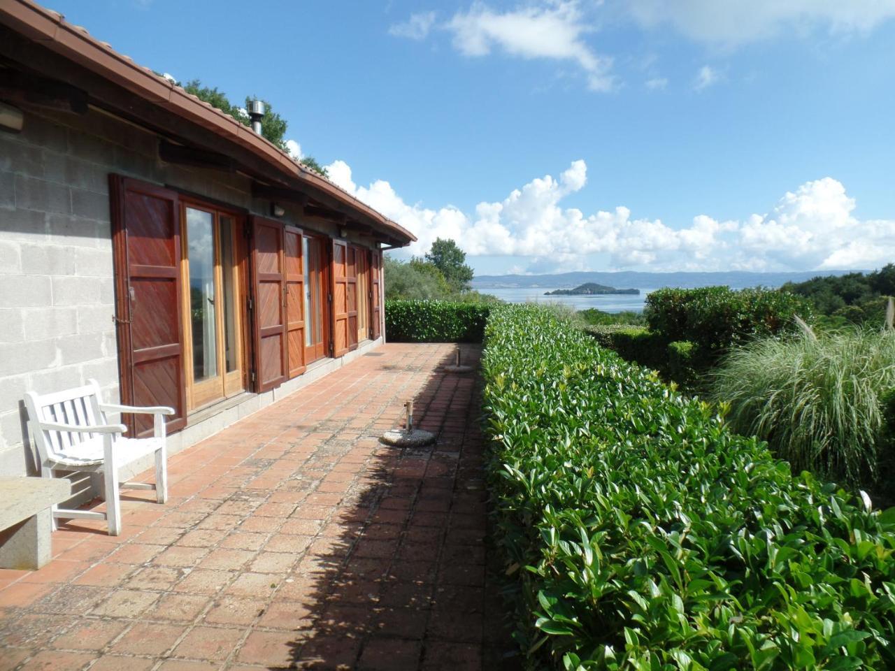 Poggiolindo B&B Capodimonte Luaran gambar